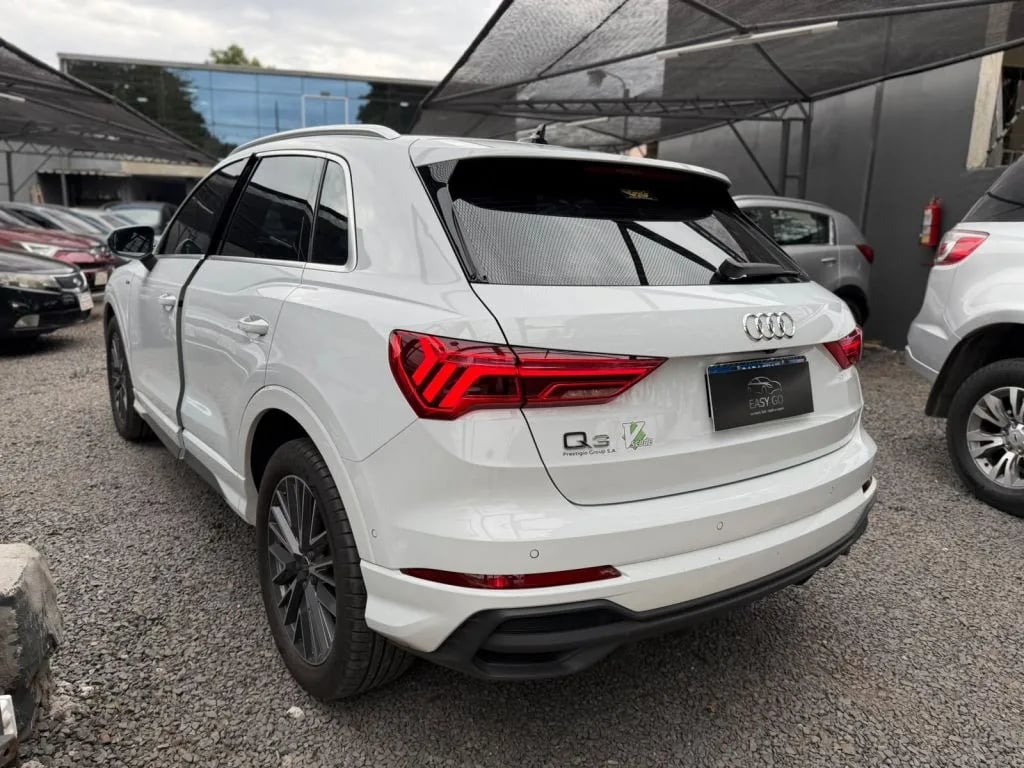 Audi Q3 — foto 7