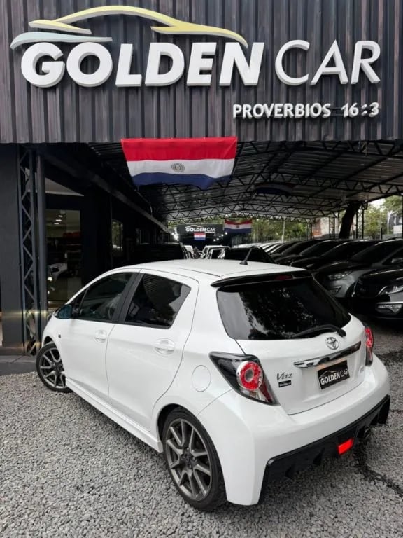 Toyota Vitz — foto 8