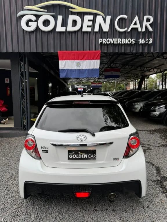 Toyota Vitz — foto 9