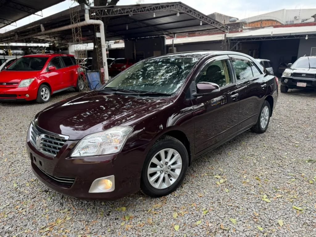 Toyota Premio — foto 1
