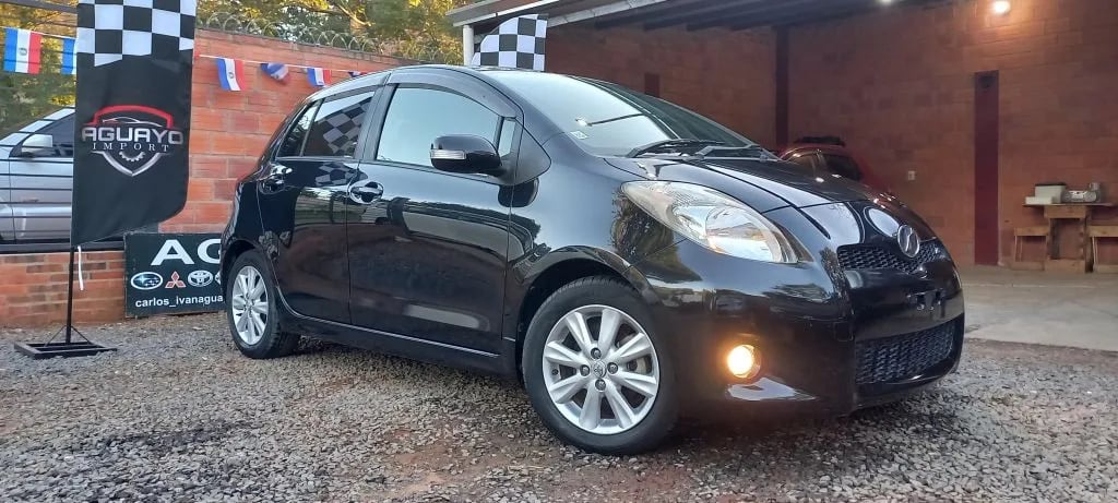 Toyota Vitz — foto 5