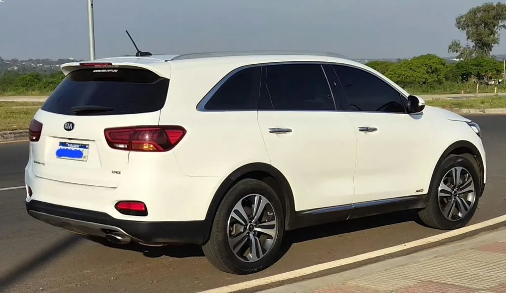 Kia Sorento — foto 1
