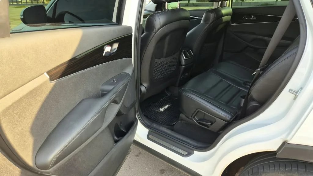 Kia Sorento — foto 6