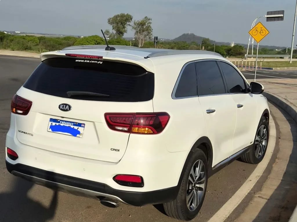 Kia Sorento — foto 9