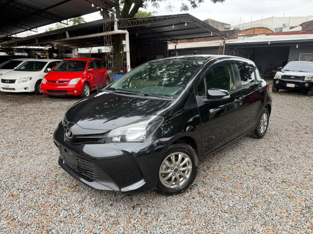 Toyota Vitz — foto 4