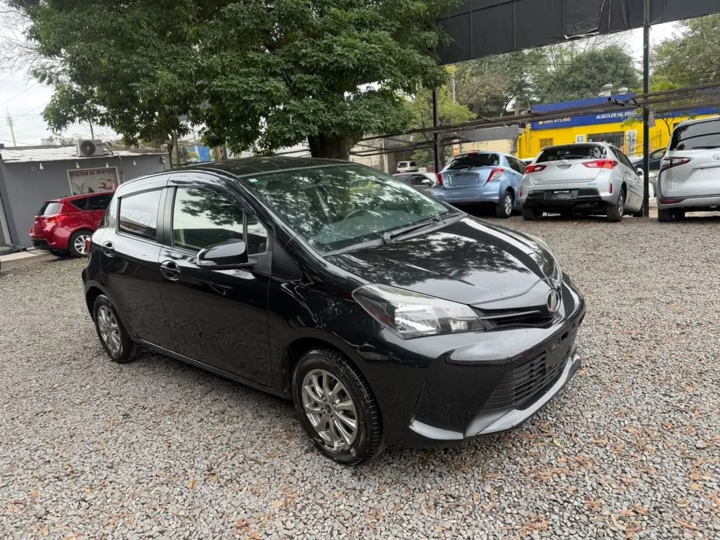 Toyota Vitz — foto 5