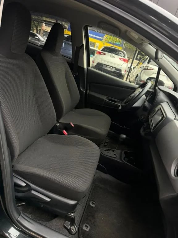 Toyota Vitz — foto 8