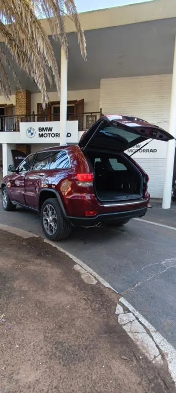 Jeep Grand Cherokee — foto 5