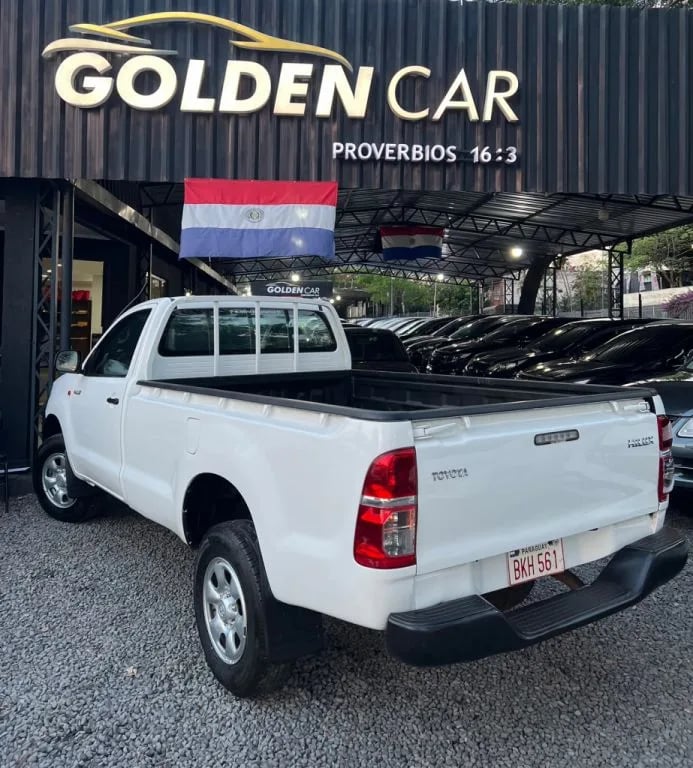 Toyota Hilux — foto 8