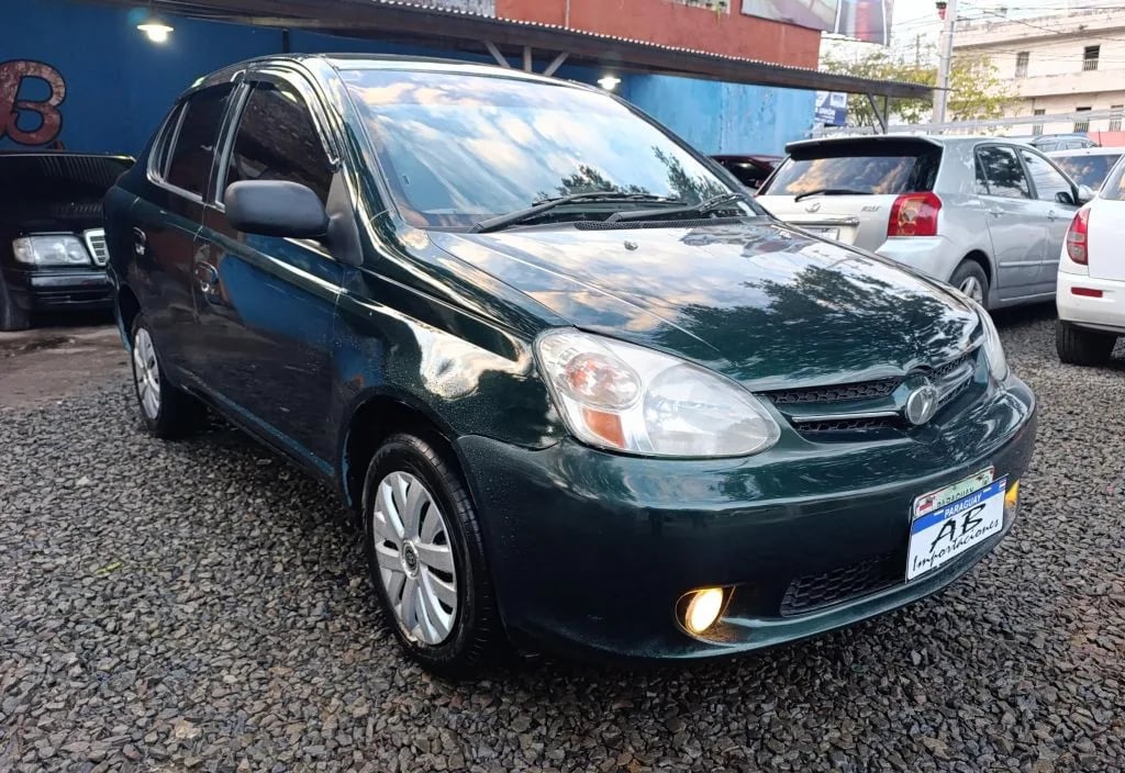 Toyota Platz — foto 3