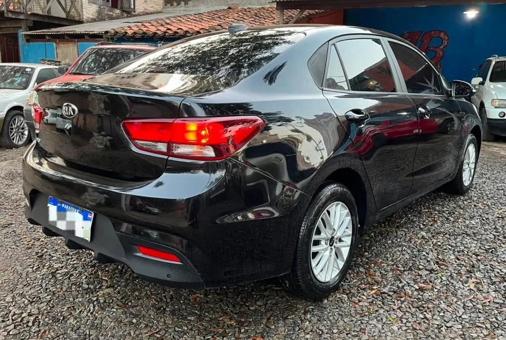 Kia Rio — foto 4