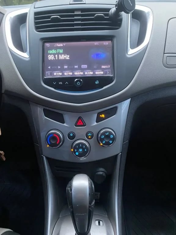Chevrolet Tracker — foto 9