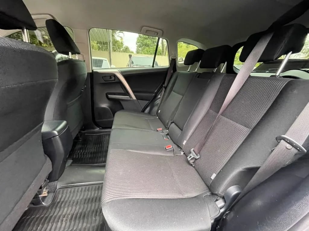 Toyota RAV4 — foto 7