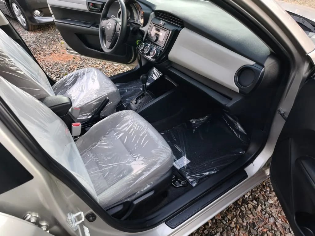 Toyota Axio — foto 8