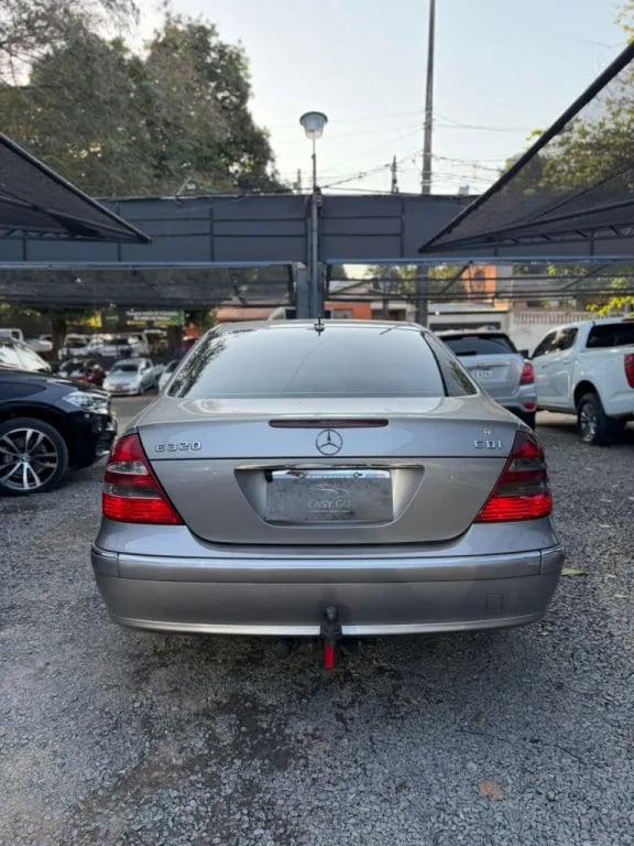 Mercedes-Benz E 320 — foto 5