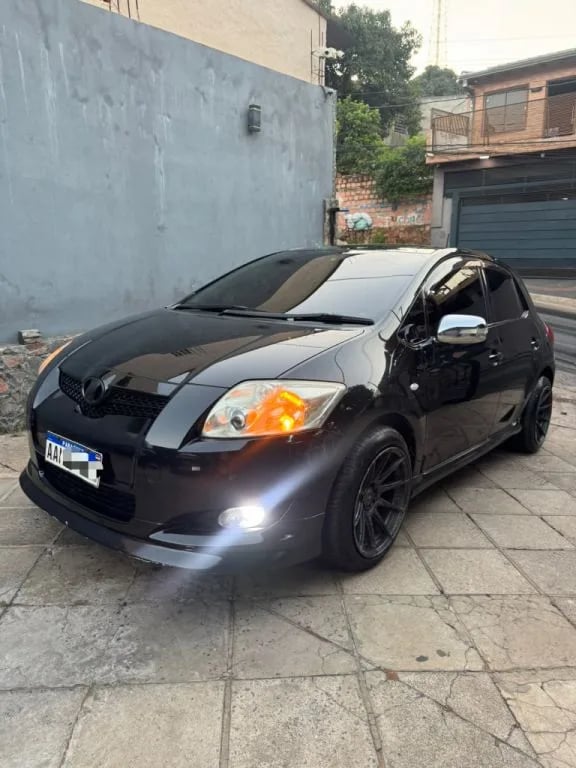 Toyota Auris — foto 3