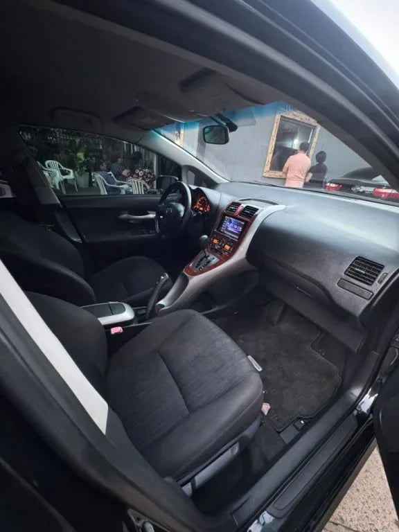 Toyota Auris — foto 5