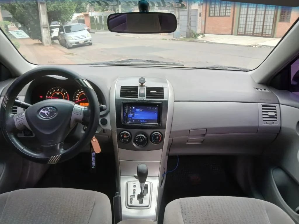 Toyota Corolla — foto 4