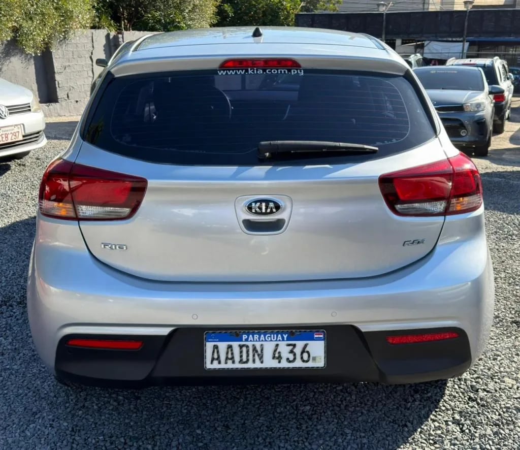 Kia Rio — foto 6