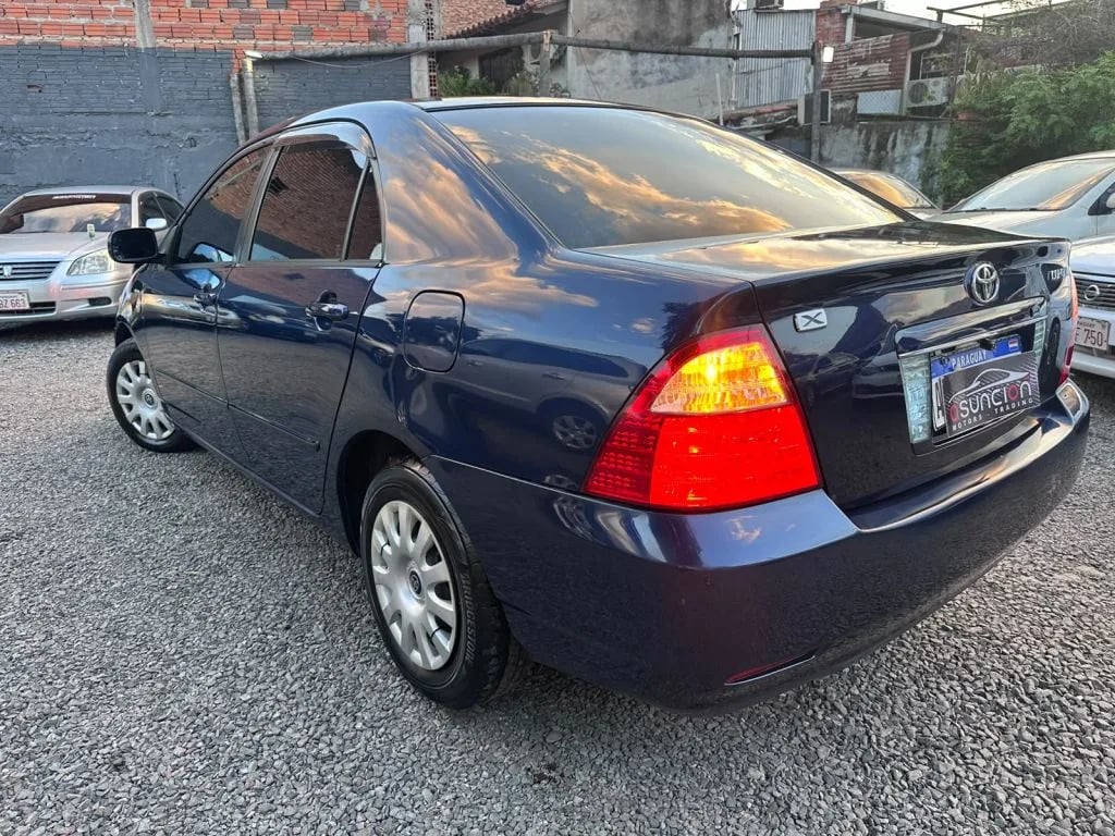 Toyota Corolla — foto 4