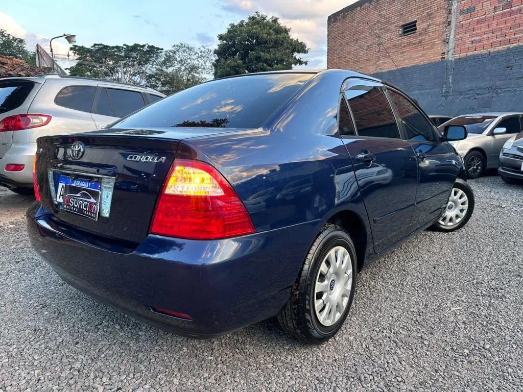 Toyota Corolla — foto 5