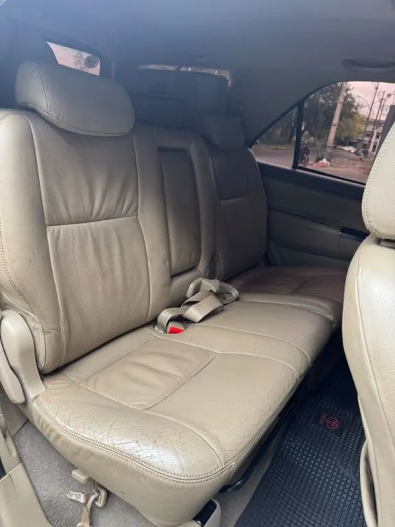 Toyota Fortuner — foto 7