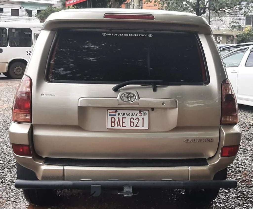 Toyota 4Runner — foto 6