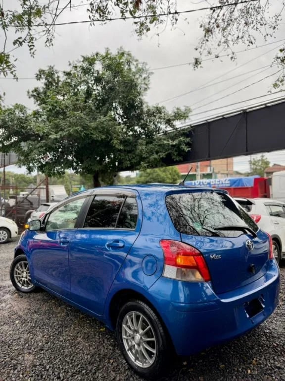 Toyota Vitz — foto 6