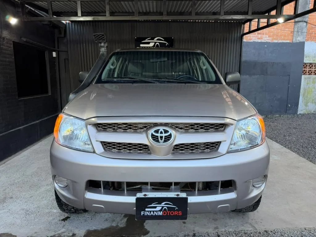Toyota Hilux — foto 3