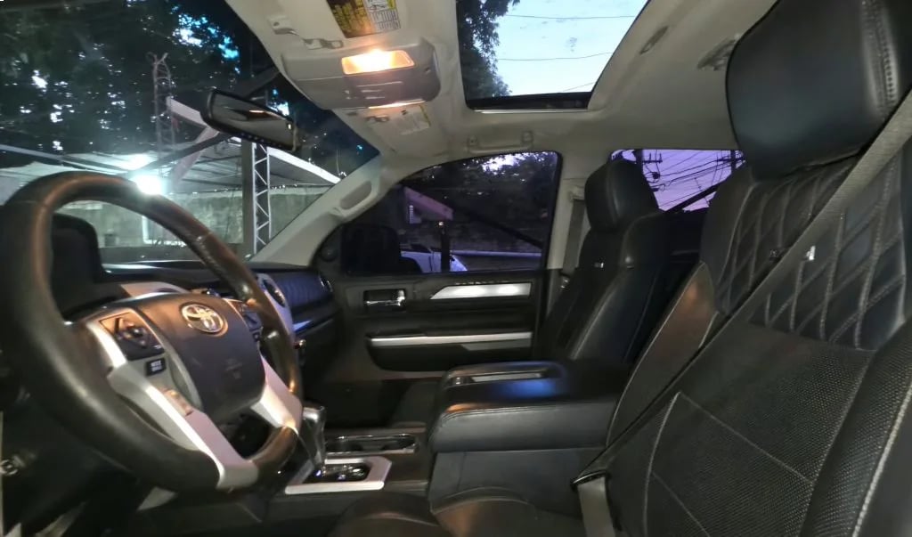 Toyota Tundra — foto 9