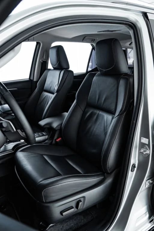 Toyota Fortuner — foto 8