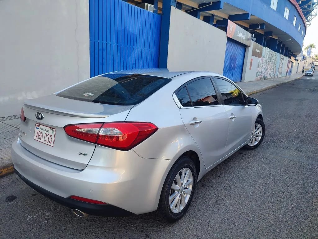 Kia Cerato — foto 5