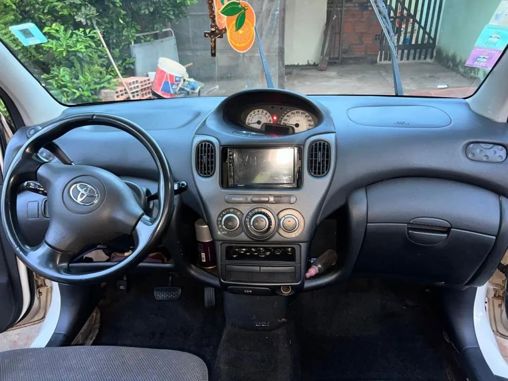 Toyota Funcargo — foto 4