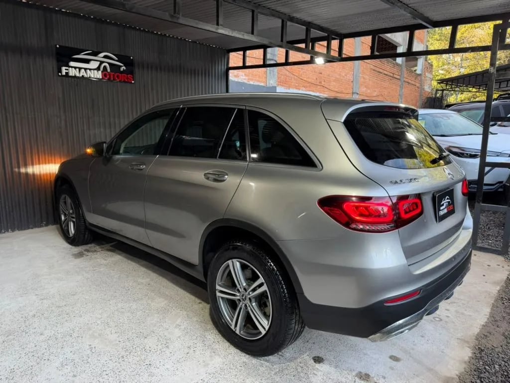 Mercedes-Benz GLC 300 — foto 8