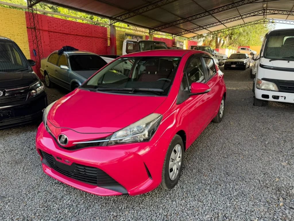 Toyota Vitz — foto 5