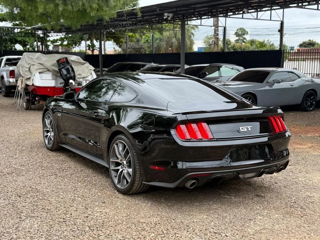 Ford Mustang — foto 2