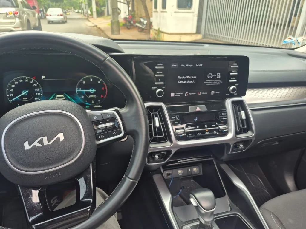 Kia Sorento — foto 4