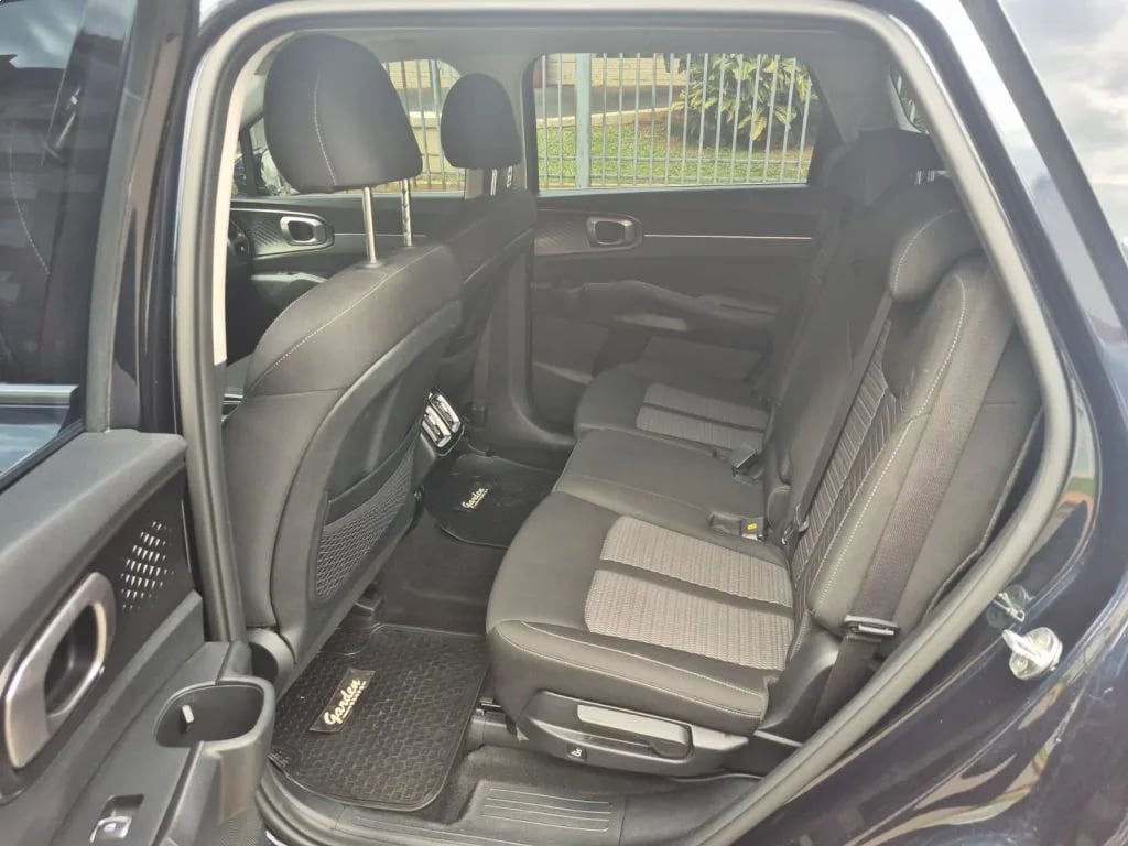 Kia Sorento — foto 6