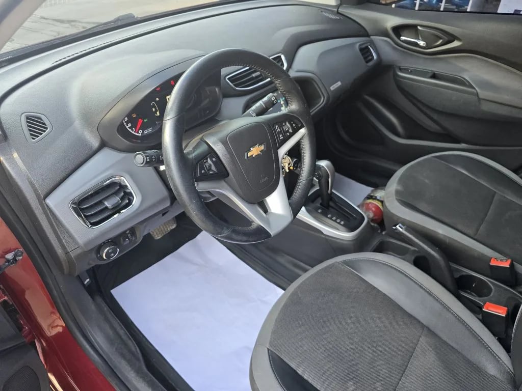 Chevrolet Onix — foto 8