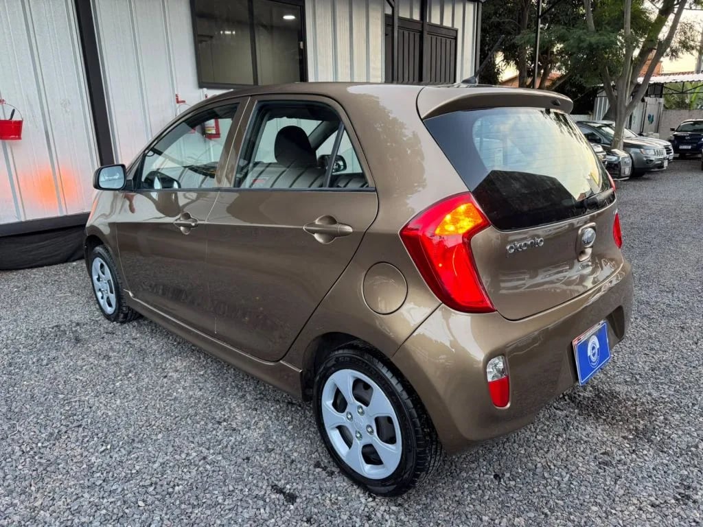 Kia Picanto — foto 6