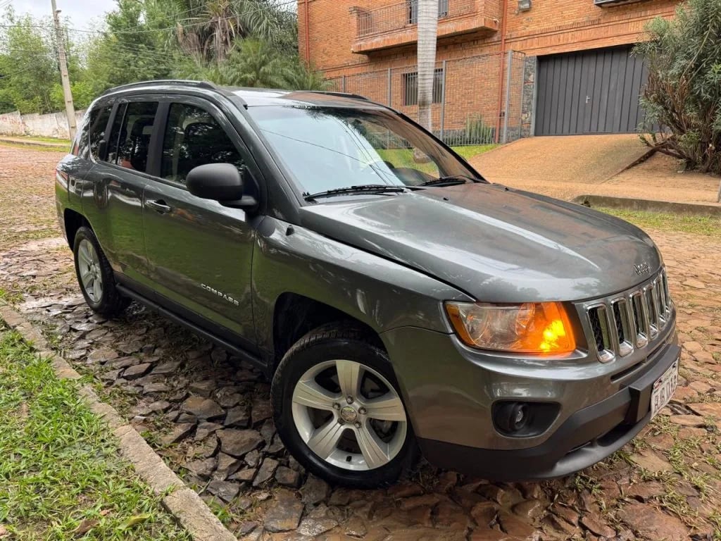 Jeep Compass — foto 2