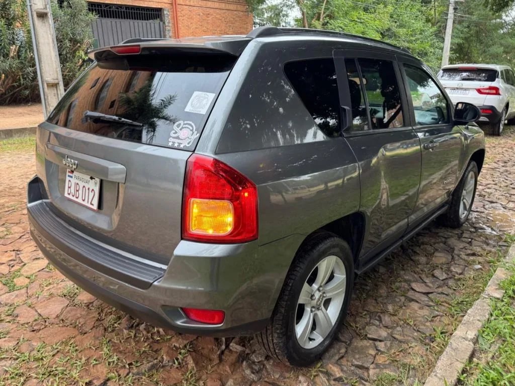 Jeep Compass — foto 7