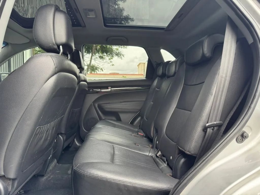 Kia Sorento — foto 5