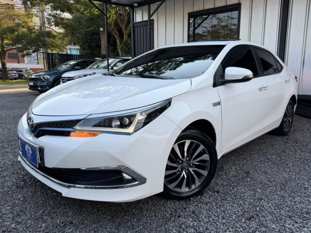 Toyota Corolla — foto 1