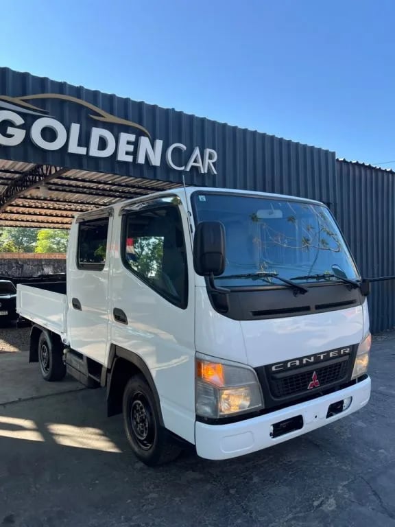 Mitsubishi Canter — foto 1