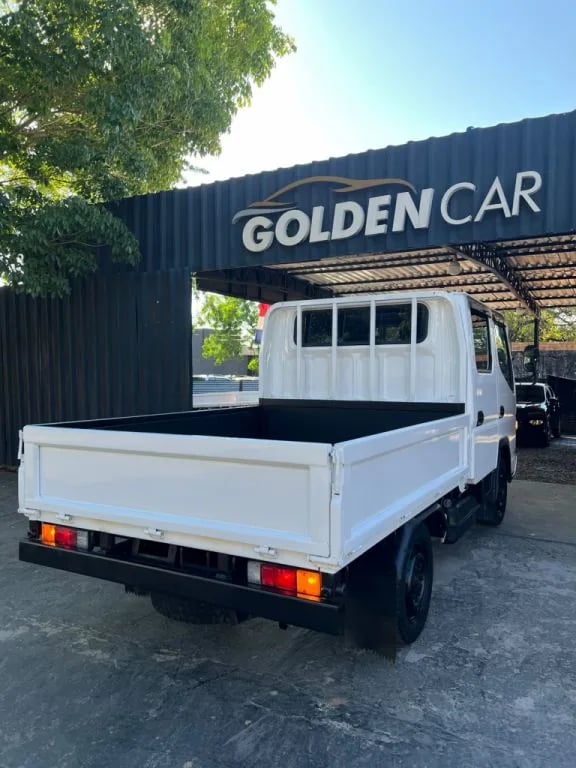 Mitsubishi Canter — foto 8