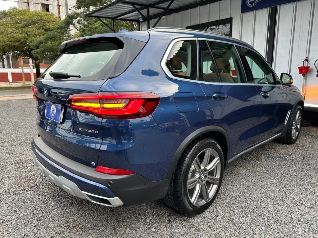 BMW X5 — foto 7