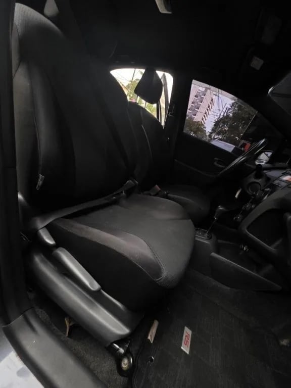 Toyota Vitz — foto 4