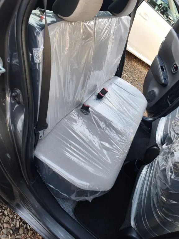 Toyota Vitz — foto 9