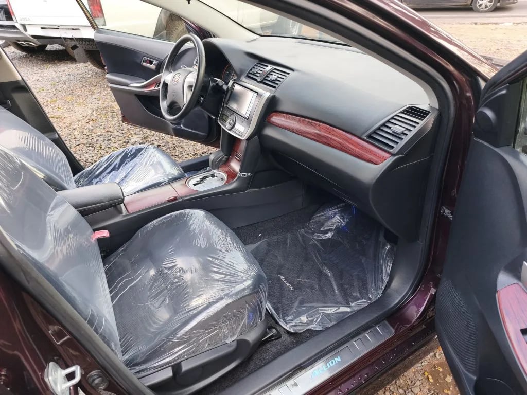 Toyota Allion — foto 4